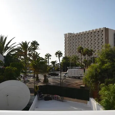 In Las Americas Apartman